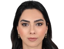 العميل Niloofar Vakil