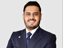 العميل Moosa Raza