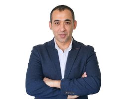 العميل Rustam Fayziev