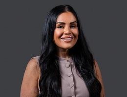 العميل Jeni Burt
