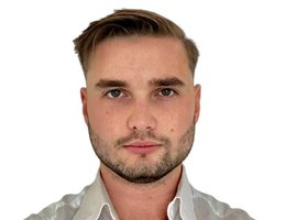 العميل Daniil Shalabaev