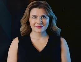 العميل Dolly Smayra