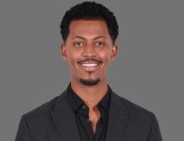 العميل Elyadan Yemane