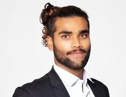 العميل Waqas Ahmed Muhammad Nazir