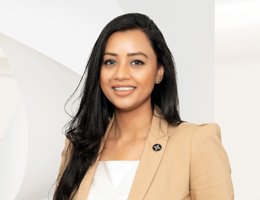 العميل Nidha Yasmeen Baig Vaqas Ahmed