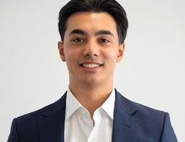 العميل Benjamin Boros