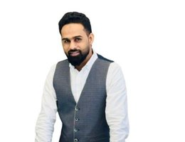العميل Shoaib Iqbal