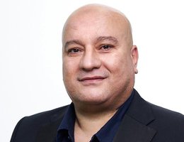العميل Ahmed Lotfy