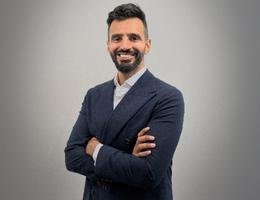 العميل Razwaan Shahid  Ahmed
