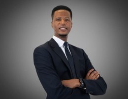 العميل Andrew Mathanzima Mthethwa