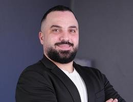 العميل Ahmad Ali