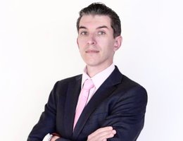 العميل Konstantin Seleznov