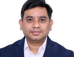 العميل Akash Saxena 