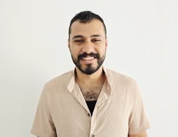 العميل hussein mohamed