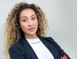 العميل Teona Buzaladze