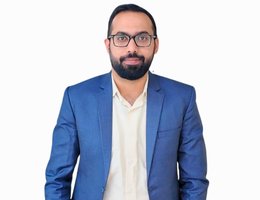 العميل Mirza Ali