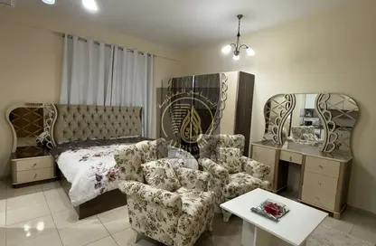شقة - 1 حمام للايجار في مساكن كورنيش عجمان - طريق كورنيش عجمان - عجمان