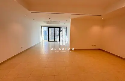 Apartment - 2 Bedrooms - 4 Bathrooms for rent in Al Khan Corniche - Al Khan - Sharjah
