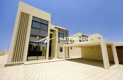 Villa - 4 Bedrooms - 6 Bathrooms for rent in Seef Al Jubail - Al Jubail Island - Abu Dhabi