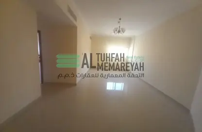 شقة - 2 غرف نوم - 3 حمامات للايجار في مجمع مويلح - تجارية مويلح - الشارقة