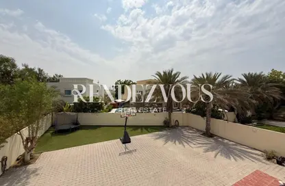 Villa - 3 Bedrooms - 3 Bathrooms for rent in Meadows 9 - Meadows - Dubai