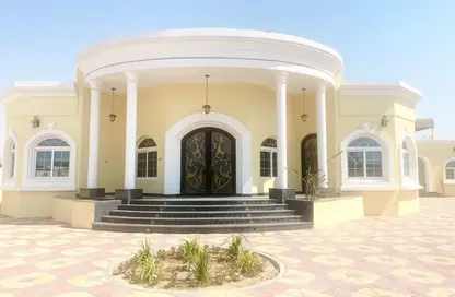 Villa - 3 Bedrooms - 5 Bathrooms for sale in Al Nouf - Sharjah