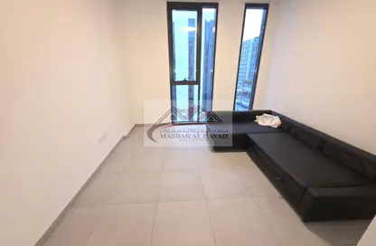 شقة - 1 حمام للايجار في ذا لينك - إيست فييليدج - الجادة - الشارقة