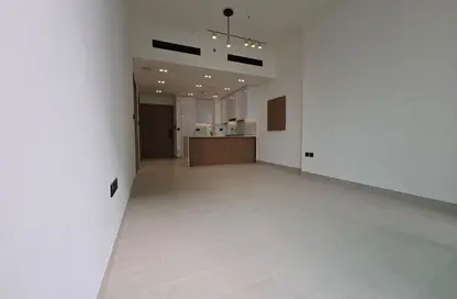 شقة - غرفة نوم - 2 حمامات للايجار في بن غاطي جارديني - قرية الجميرا سركل - دبي