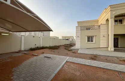 Villa - 4 Bedrooms - 5 Bathrooms for rent in Al Riffa - Ras Al Khaimah