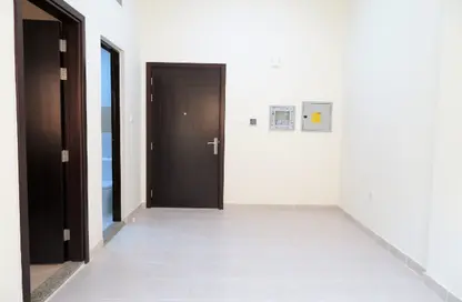 Apartment - Studio - 1 Bathroom for rent in Naif - Deira - Dubai