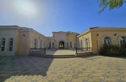 Villa - 3 Bedrooms - 4 Bathrooms for rent in Nad Al Sheba 4 - Nad Al Sheba - Dubai