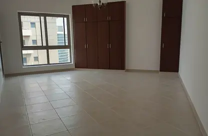 Apartment - 1 Bedroom - 2 Bathrooms for rent in Al Shafar Tower - Barsha Heights (Tecom) - Dubai