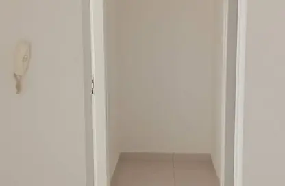 Apartment - 1 Bedroom - 2 Bathrooms for rent in Al Khan Lagoon Tower - Al Khan Lagoon - Al Khan - Sharjah