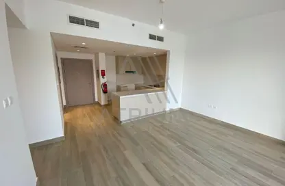 Apartment - 2 Bedrooms - 2 Bathrooms for rent in Waters Edge - Yas Island - Abu Dhabi