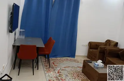 شقة - غرفة نوم - 2 حمامات للايجار في مساكن كورنيش عجمان - طريق كورنيش عجمان - عجمان
