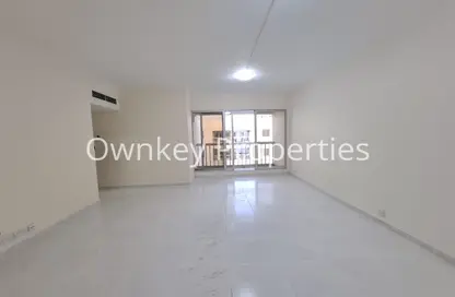 Apartment - 2 Bedrooms - 2 Bathrooms for rent in Al Kifaf Apartments - Al Karama - Dubai