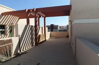 Apartment - Studio - 1 Bathroom for rent in Waterfall District - Al Ghadeer - Abu Dhabi