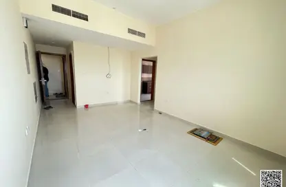 شقة - غرفة نوم - 2 حمامات للايجار في فلل الروضة 2 - 2  الروضة - الروضة - عجمان