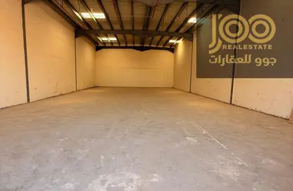 Warehouse - Studio - 1 Bathroom for rent in Umm Al Thuoob - Umm Al Quwain