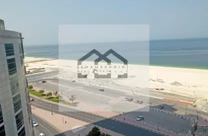 شقة - 2 غرف نوم - 3 حمامات للبيع في مساكن كورنيش عجمان - طريق كورنيش عجمان - عجمان