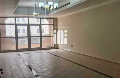 Apartment - 3 Bedrooms - 3 Bathrooms for rent in Al Mushrif - Abu Dhabi