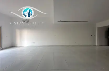 Villa - 3 Bedrooms - 4 Bathrooms for rent in Khuzam - Ras Al Khaimah