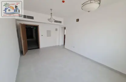 Apartment - 1 Bedroom - 1 Bathroom for rent in Muweileh Community - Muwaileh Commercial - Sharjah