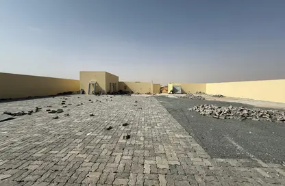 أرض - استوديو للايجار في الصجعة الصناعية - آلصجعه - الشارقة