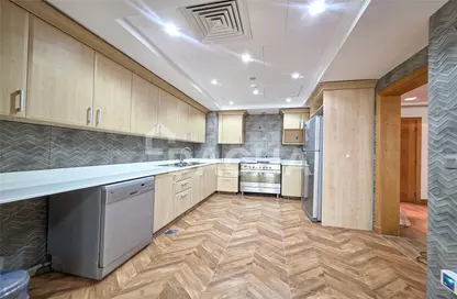 Apartment - 2 Bedrooms - 3 Bathrooms for rent in Al Anbara - Shoreline Apartments - Palm Jumeirah - Dubai