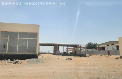 مستودع - استوديو - 1 حمام للايجار في المنطقة الصناعية القديمة - أم القيوين