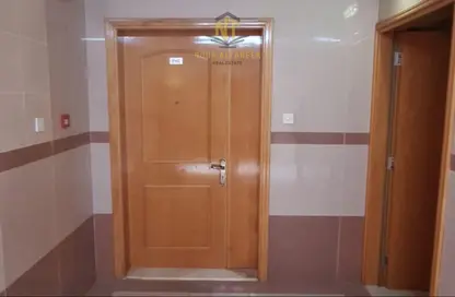 بنتهاوس - 5 غرف نوم - 3 حمامات للايجار في بناية البطينة 9 - البطينة - الشارقة
