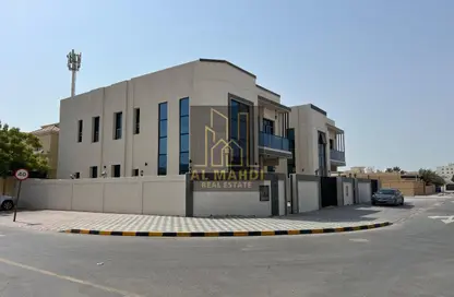 فيلا - 5 غرف نوم - 7 حمامات للبيع في 2 المويهات - المويهات - عجمان