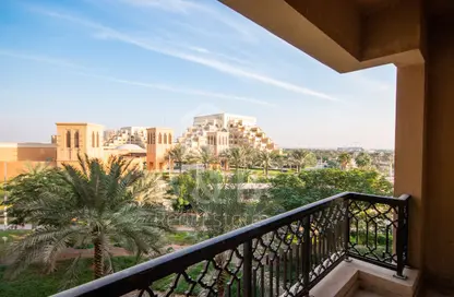 شقة - غرفة نوم - 2 حمامات للبيع في ياقوت - باب البحر - جزيرة المرجان - رأس الخيمة