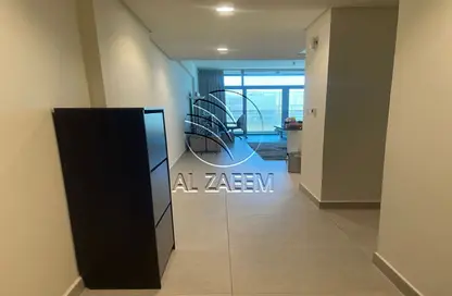 Apartment - Studio - 1 Bathroom for rent in Park View - Saadiyat Island - Abu Dhabi